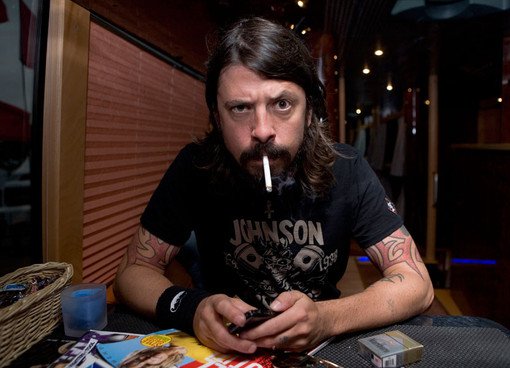 Dave Grohl（戴夫格罗尔）